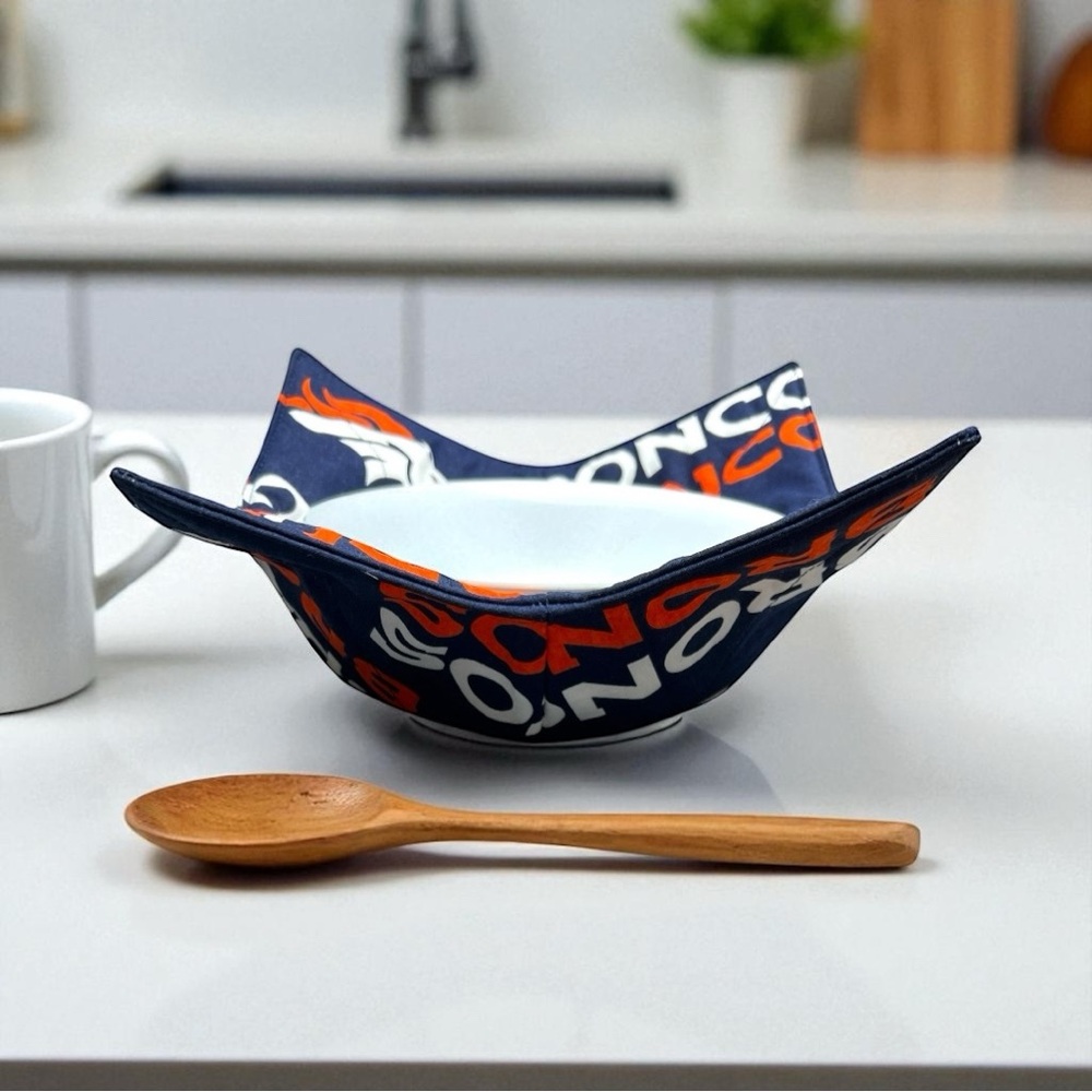 Denver Broncos Hand Crafted Bowl Cozy Reversible NFL Bowl Holder Microwave Safe - Picture 9 of 14